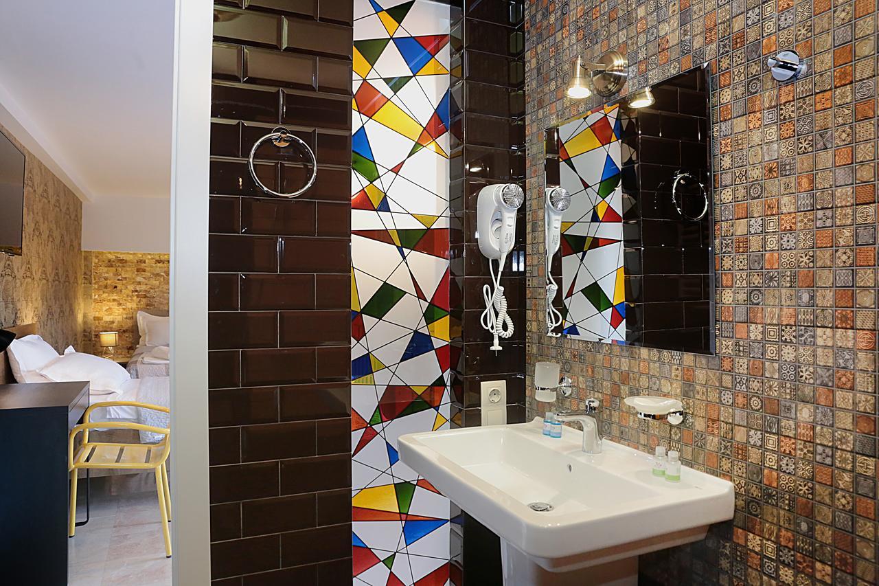 G-Old Town Hotel Тбилиси Екстериор снимка